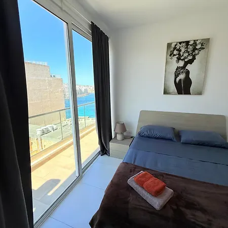 Duplex Penthouse In Apartment